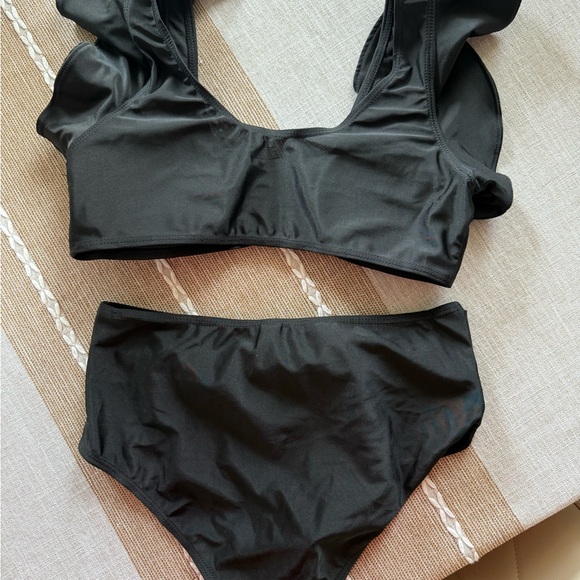 Black Ruffled Bikini Set - Picture 3 of 4